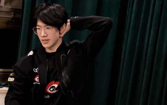 育产业中 育产业中